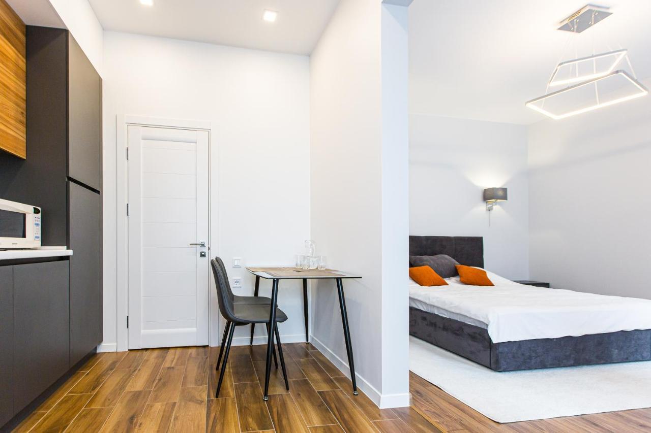 3 Vodna Apartment Lviv Exterior photo